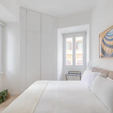 Apartamento Iflat Vatican 2 Bedroom Design