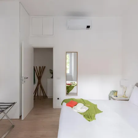 Apartamento Iflat Vatican 2 Bedroom Design