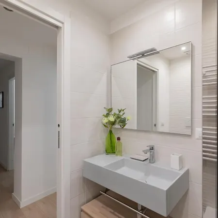 Iflat Vatican 2 Bedroom Design